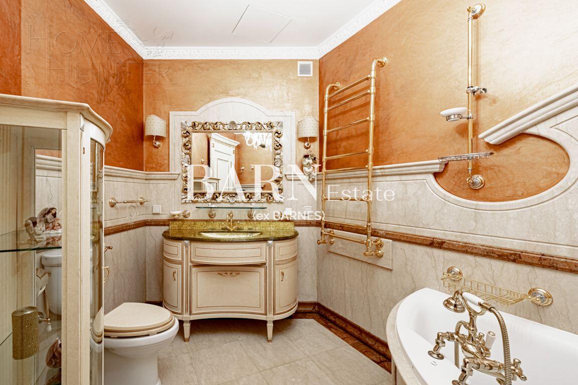 2-этажный коттедж 900 м² с отделкой