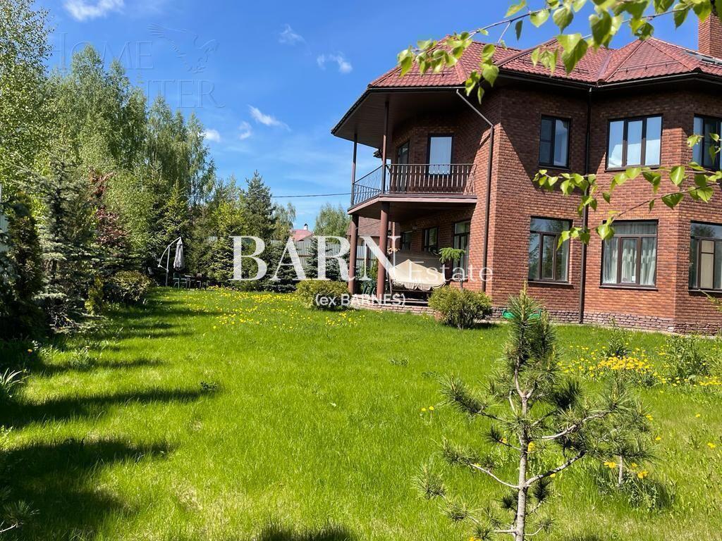 2-этажный коттедж 420 м² с отделкой