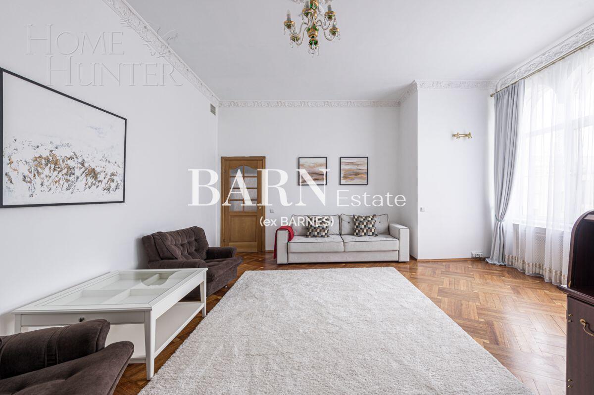 2-УРОВНЕВАЯ КВАРТИРА С ОТДЕЛКОЙ 293 М² НА 6 ЭТАЖЕ