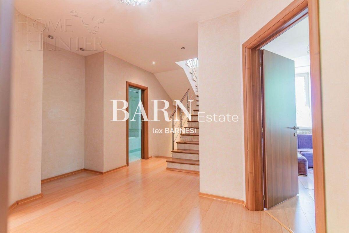 2-этажный коттедж 350 м² с отделкой
