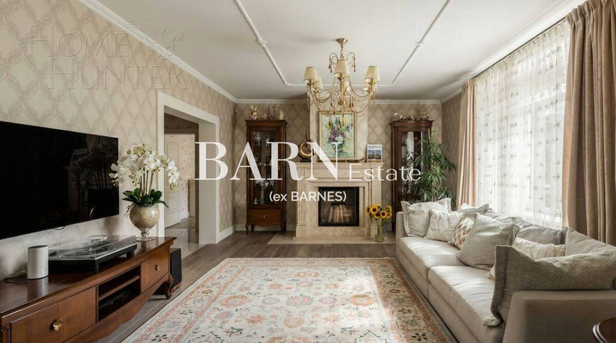 3-этажный коттедж 550 м² с отделкой