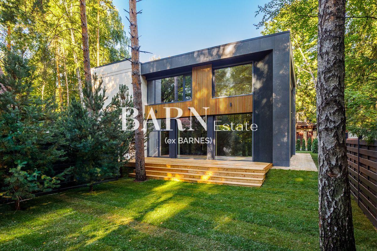 2-этажный коттедж 330 м² без отделки