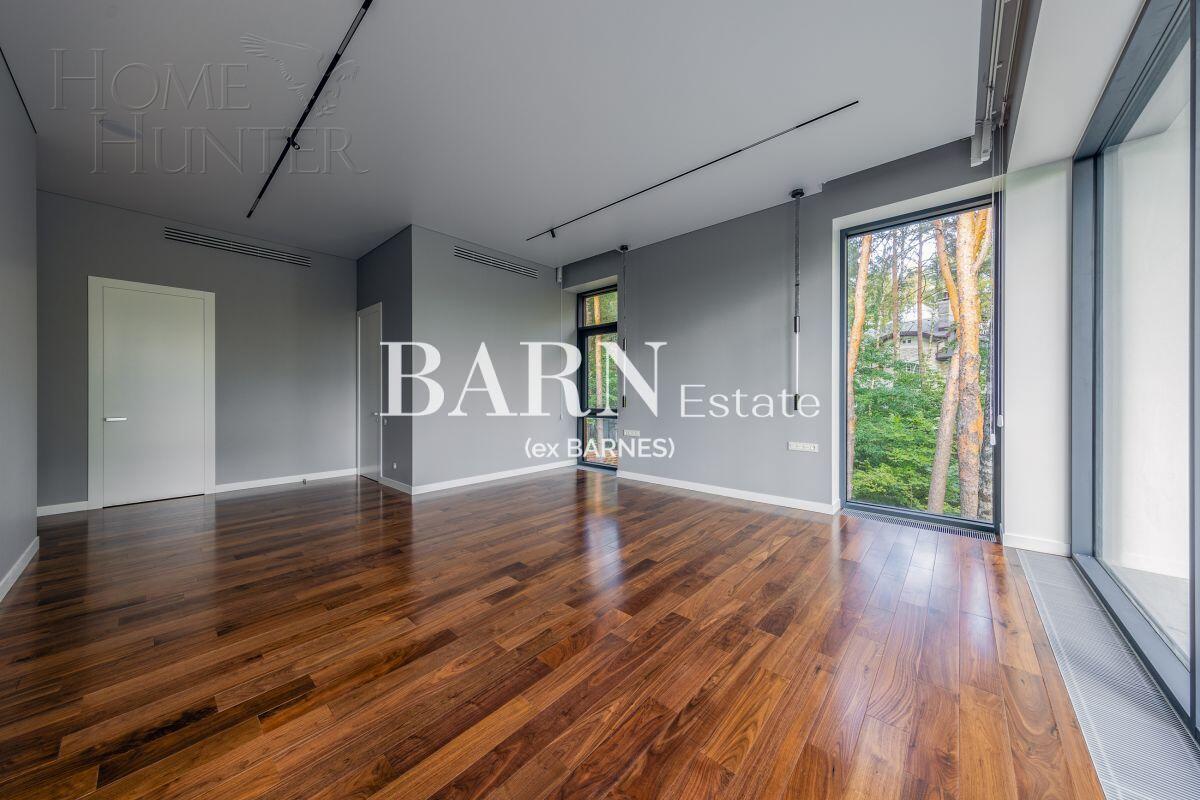 2-этажный коттедж 650 м² с отделкой