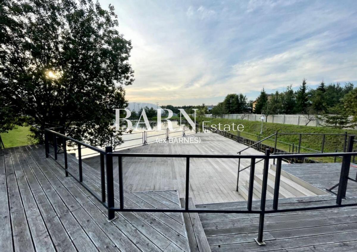2-этажный коттедж 600 м² с отделкой