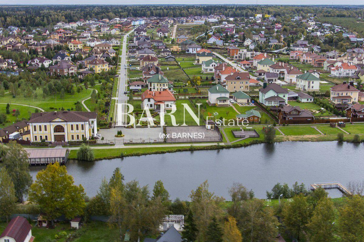 2-этажный коттедж 830 м² без отделки