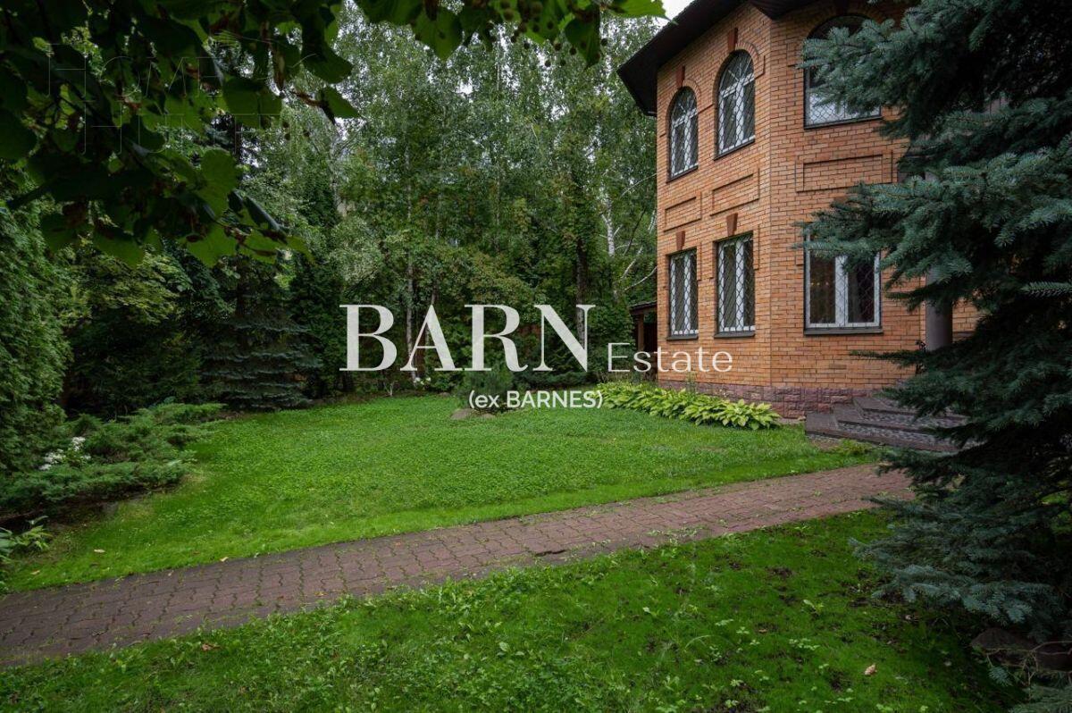 2-этажный коттедж 370 м² с отделкой