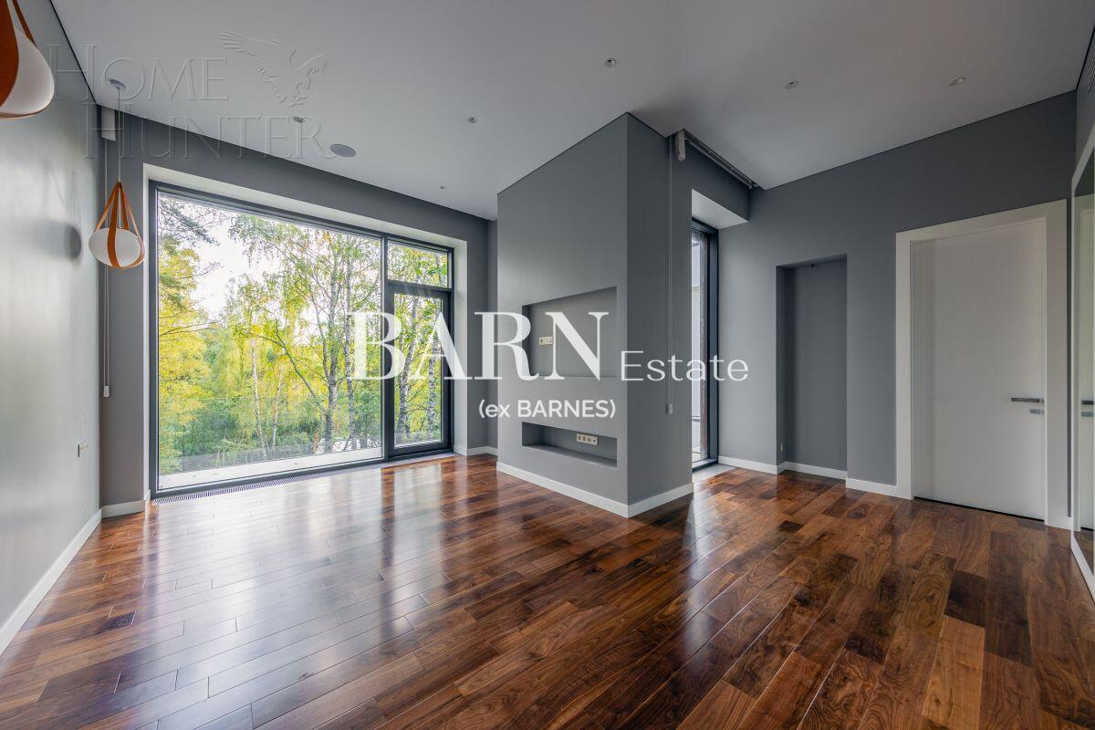 2-этажный коттедж 650 м² с отделкой