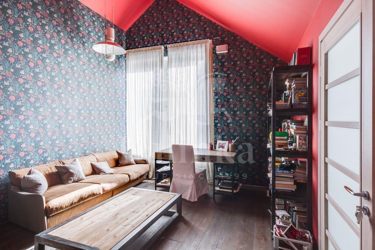 2-этажный коттедж 550 м² с отделкой