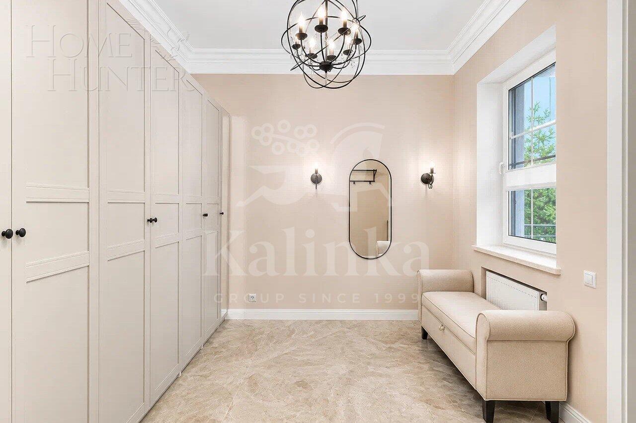2-этажный коттедж 224.6 м² с отделкой