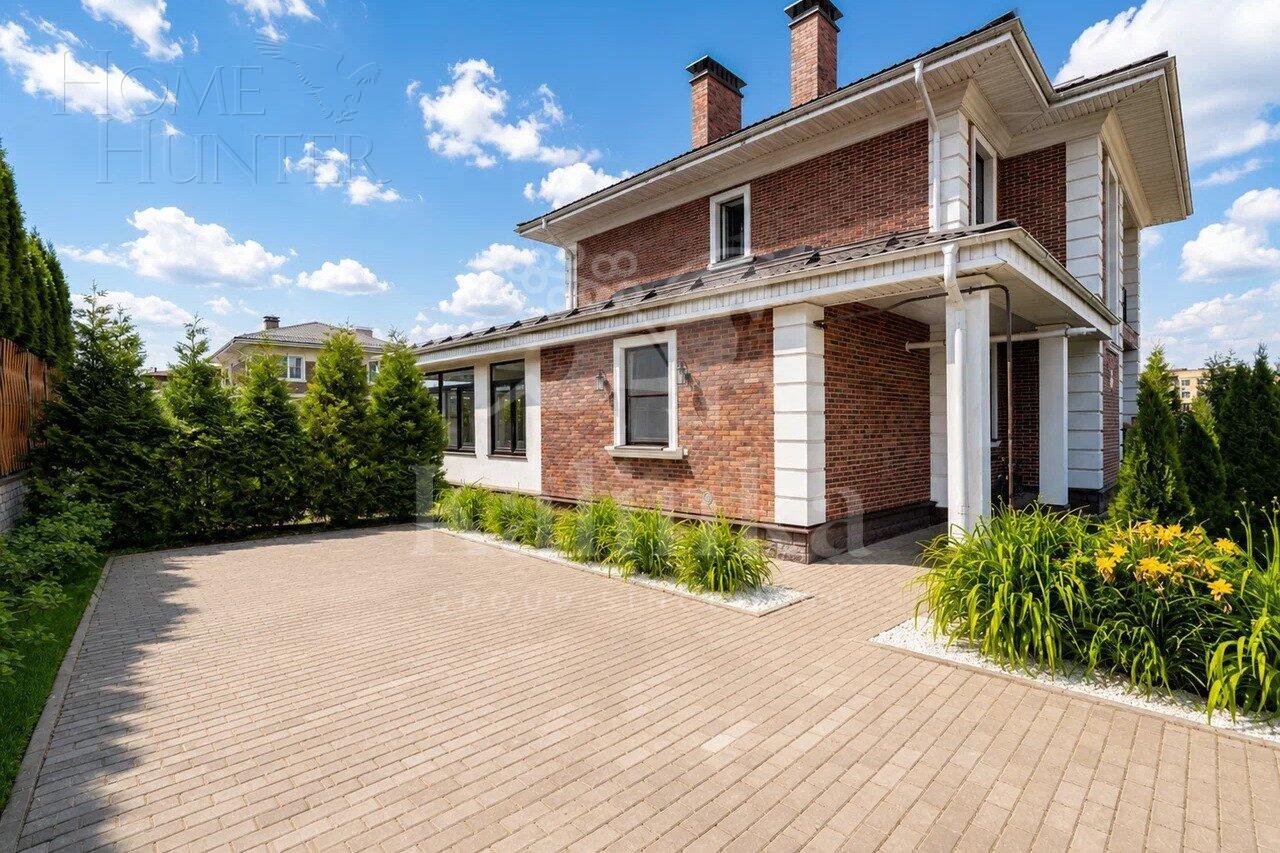2-этажный коттедж 224.6 м² с отделкой