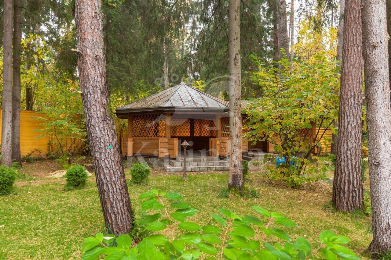 2-этажный коттедж 730 м² с отделкой