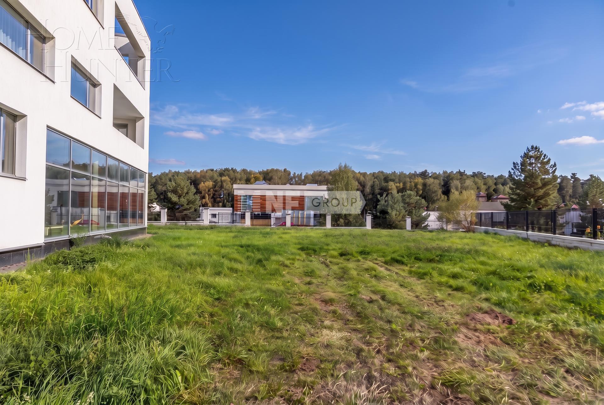 3-этажный коттедж 703.2 м² без отделки