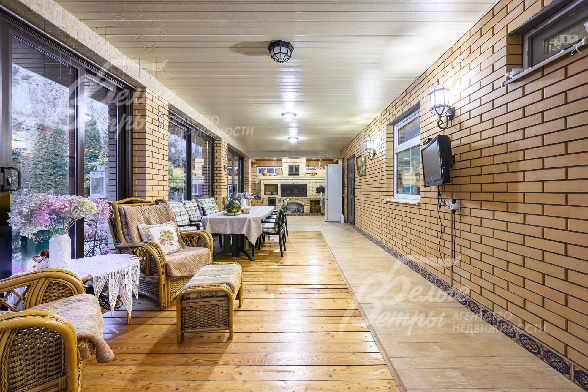 3-этажный коттедж 750 м² с отделкой