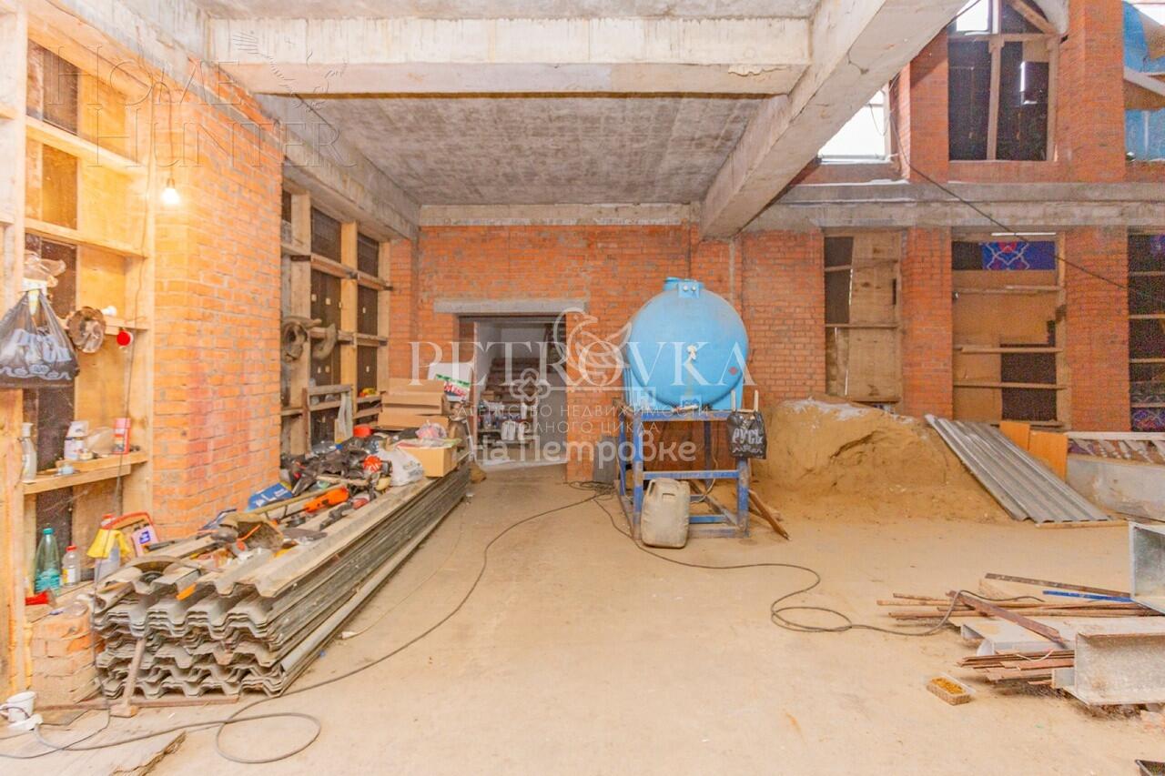 1-этажный коттедж 1 500 м² без отделки