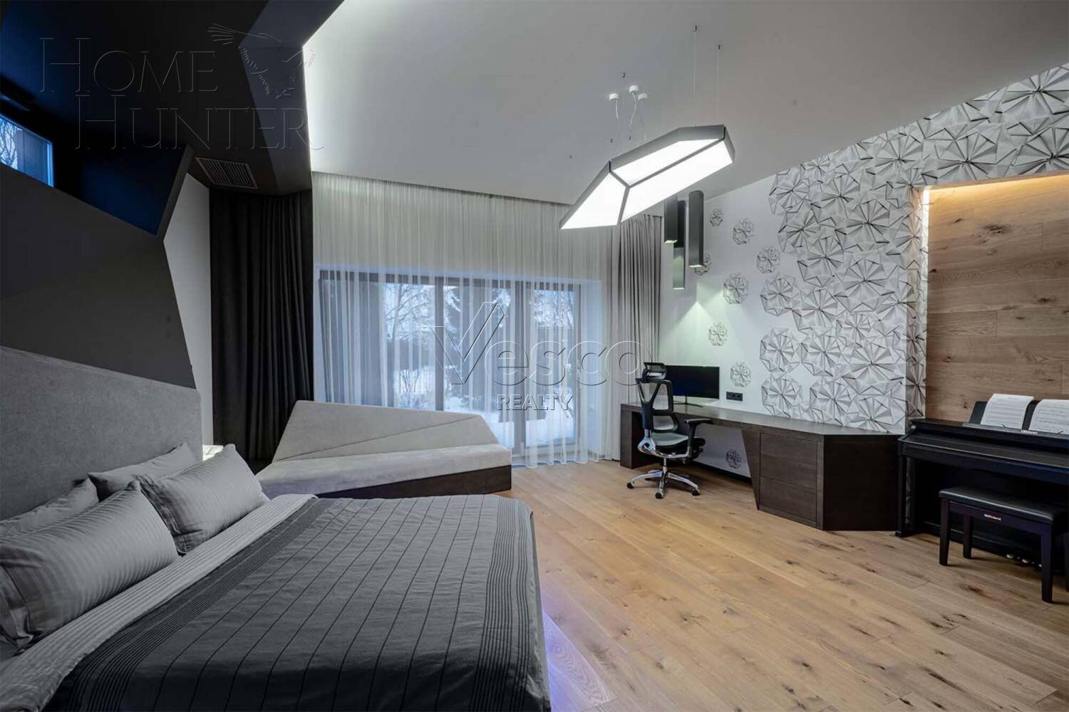 2-этажный коттедж 900 м² с отделкой