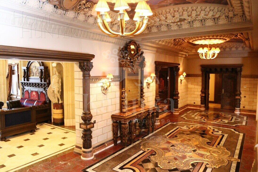 4-этажный коттедж 2 164 м² с отделкой
