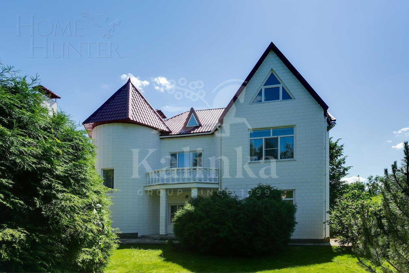 3-этажный коттедж 520 м² с отделкой