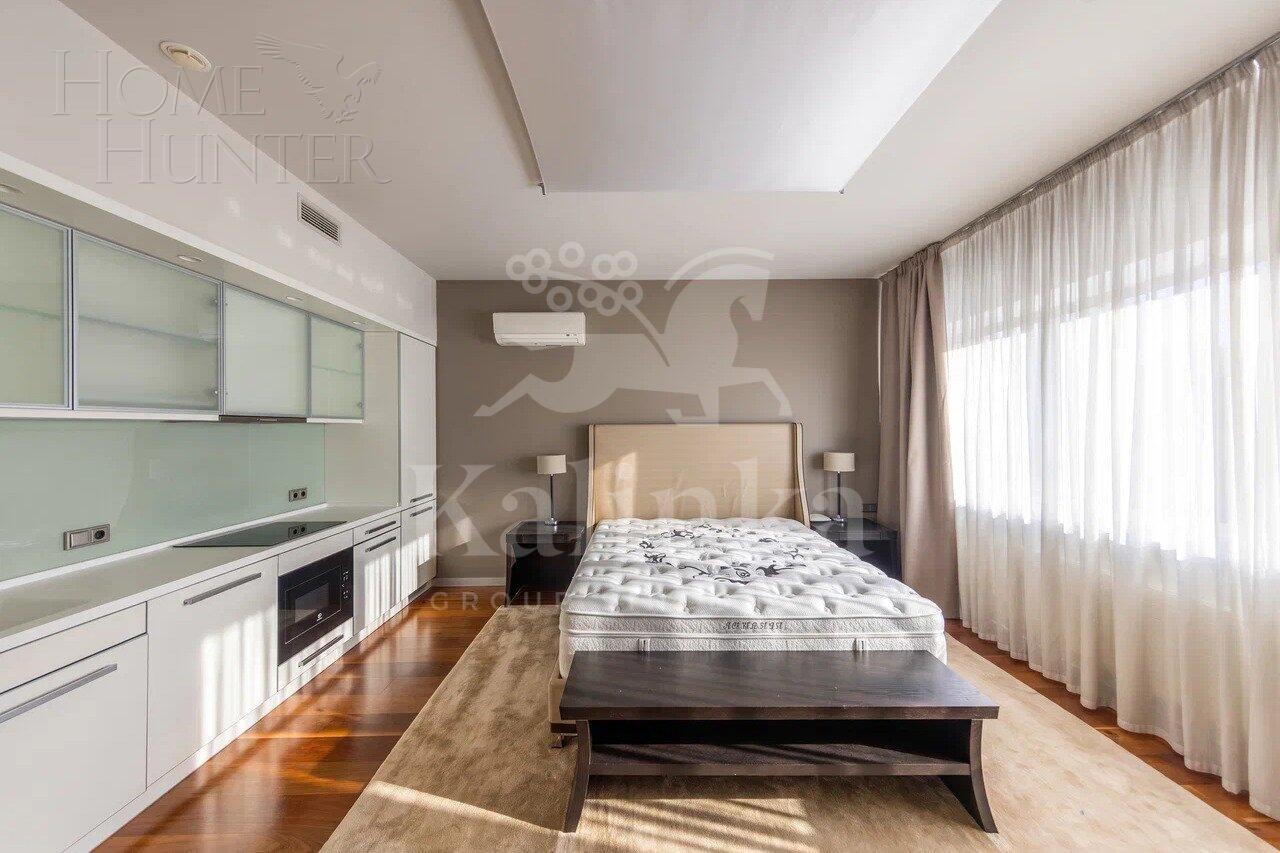 3-этажный коттедж 5 000 м² с отделкой