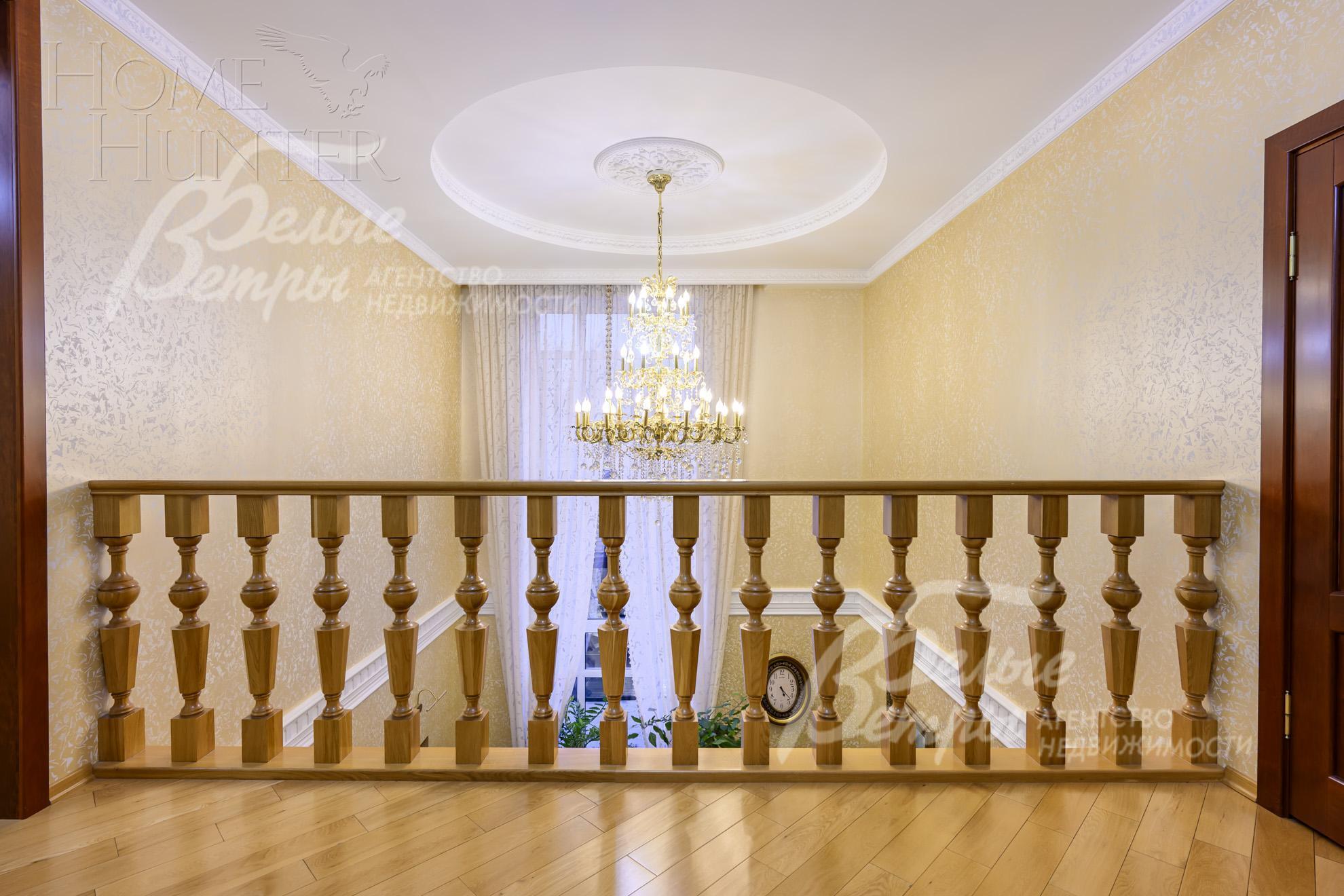 3-этажный коттедж 750 м² с отделкой