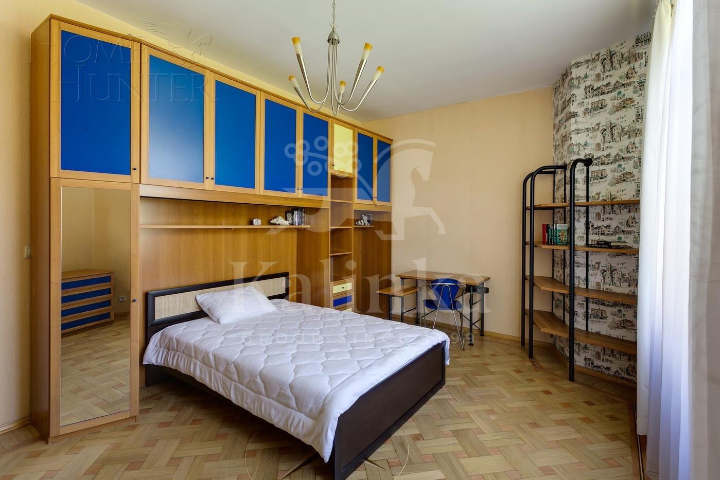 3-этажный коттедж 520 м² с отделкой