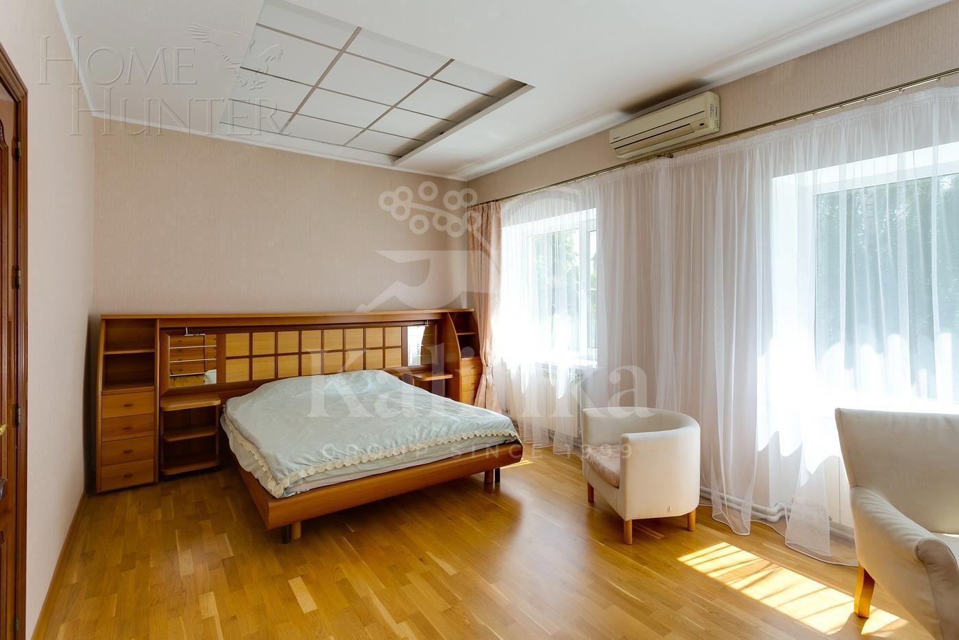 3-этажный коттедж 520 м² с отделкой