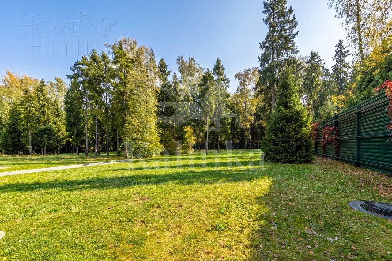 3-этажный коттедж 5 000 м² с отделкой