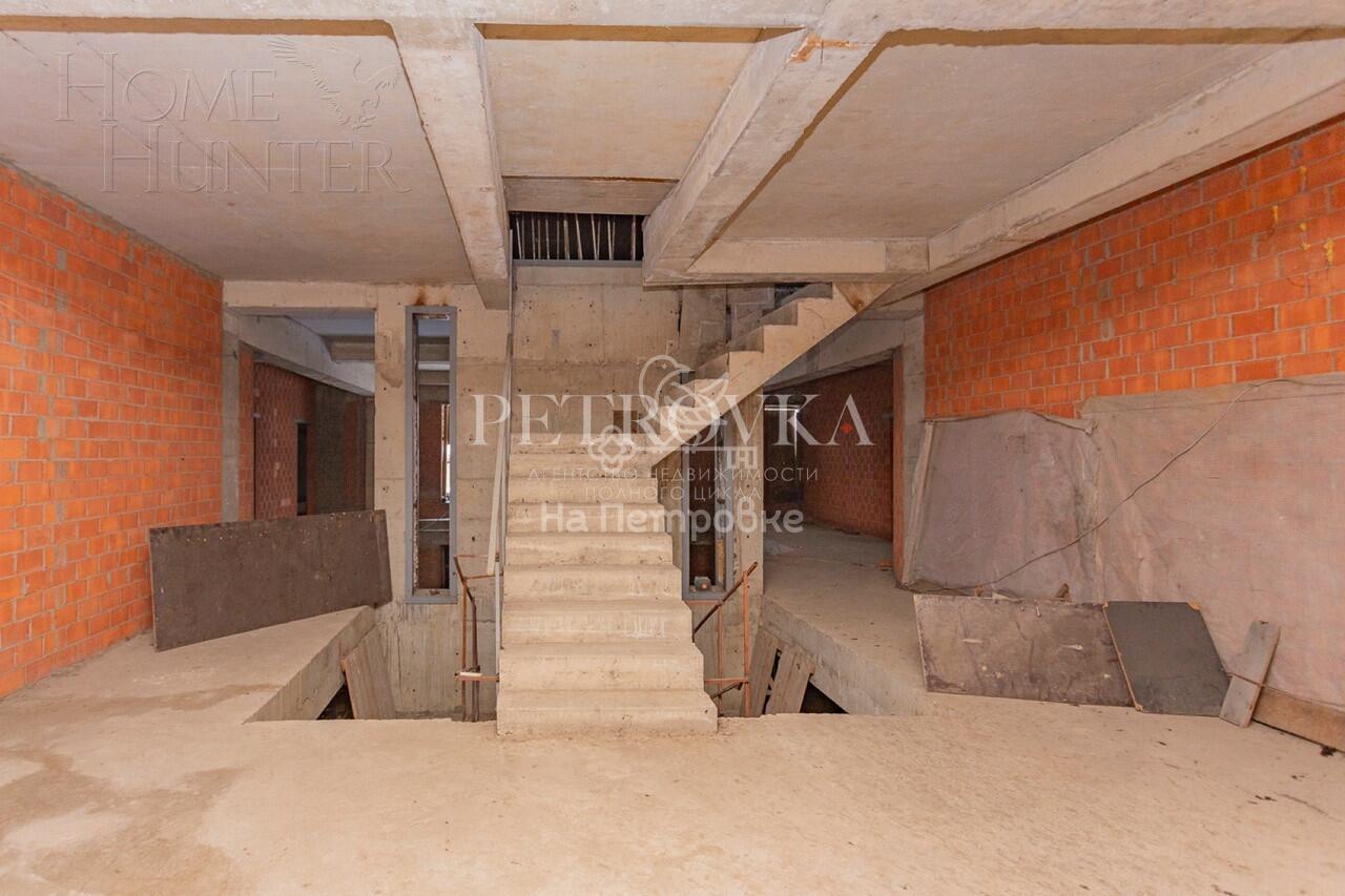 1-этажный коттедж 1 500 м² без отделки