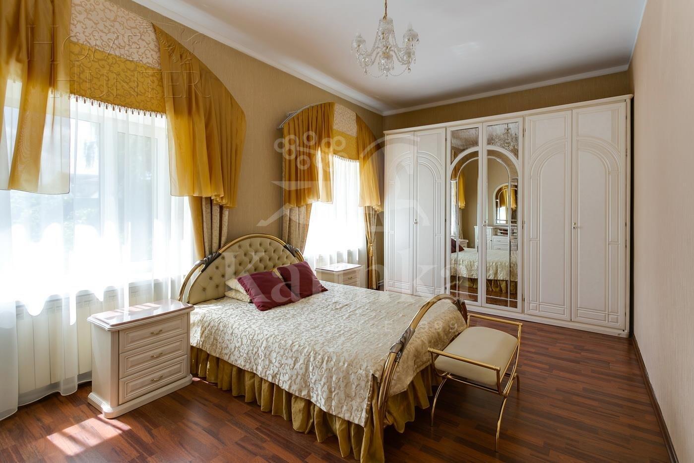 3-этажный коттедж 520 м² с отделкой