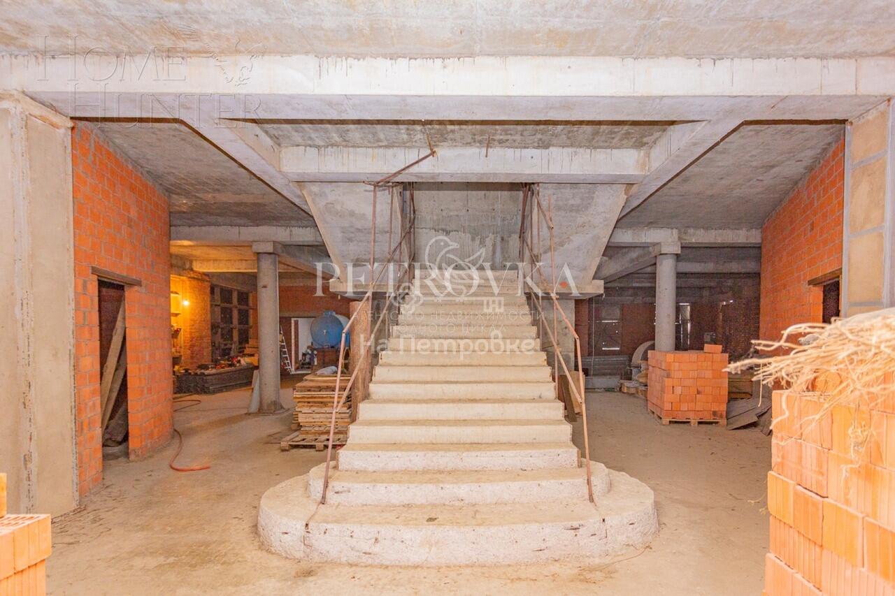 1-этажный коттедж 1 500 м² без отделки