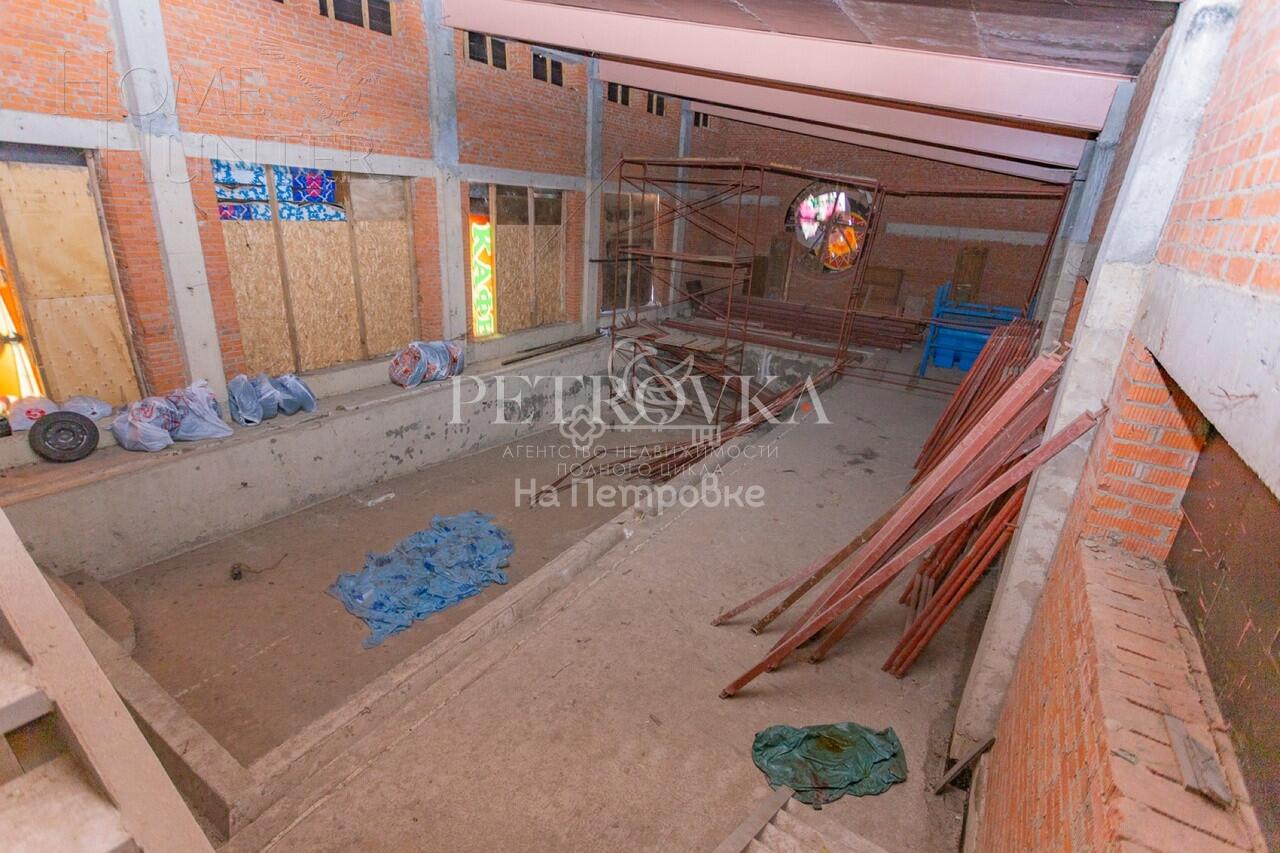 1-этажный коттедж 1 500 м² без отделки