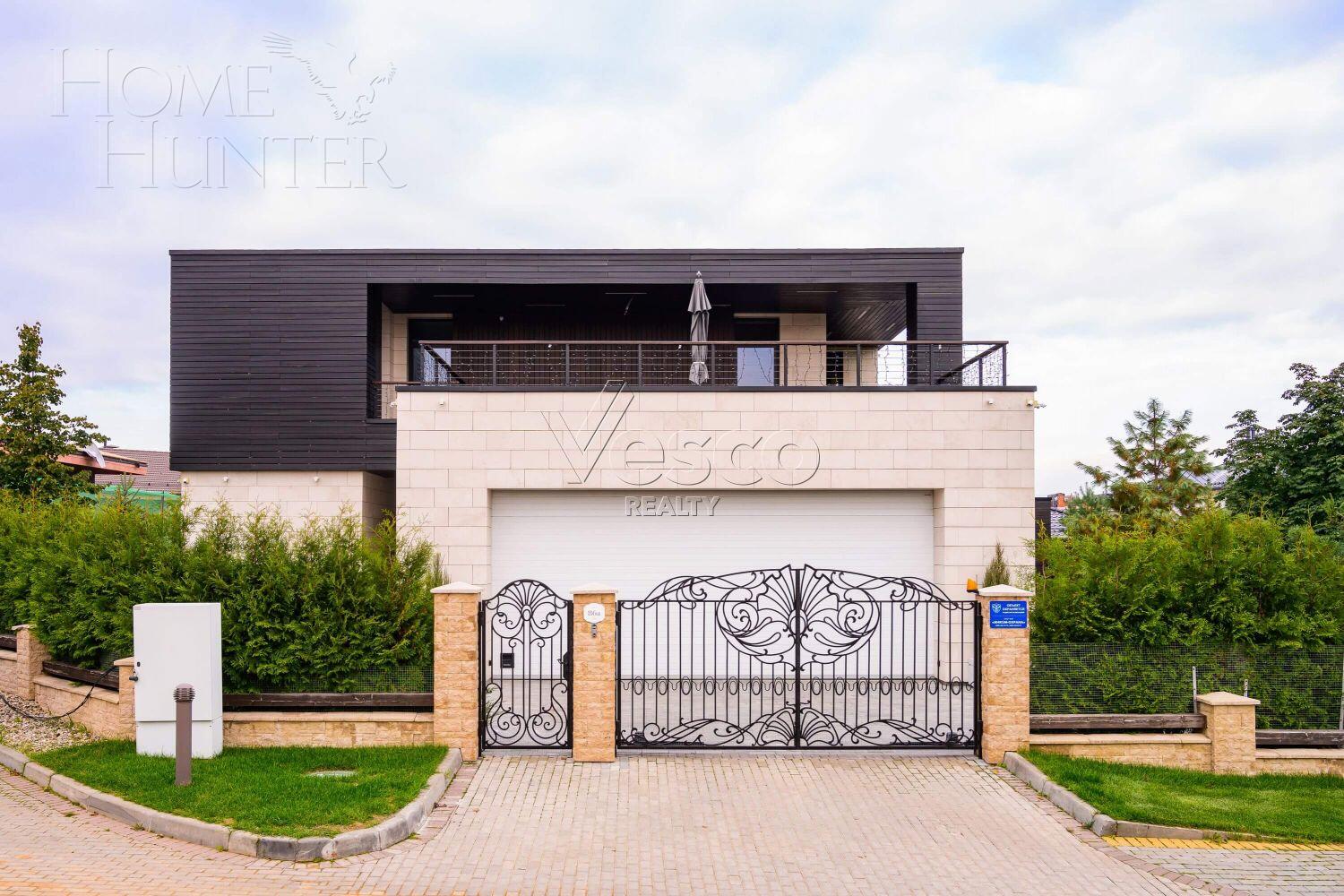2-этажный коттедж 625 м² с отделкой