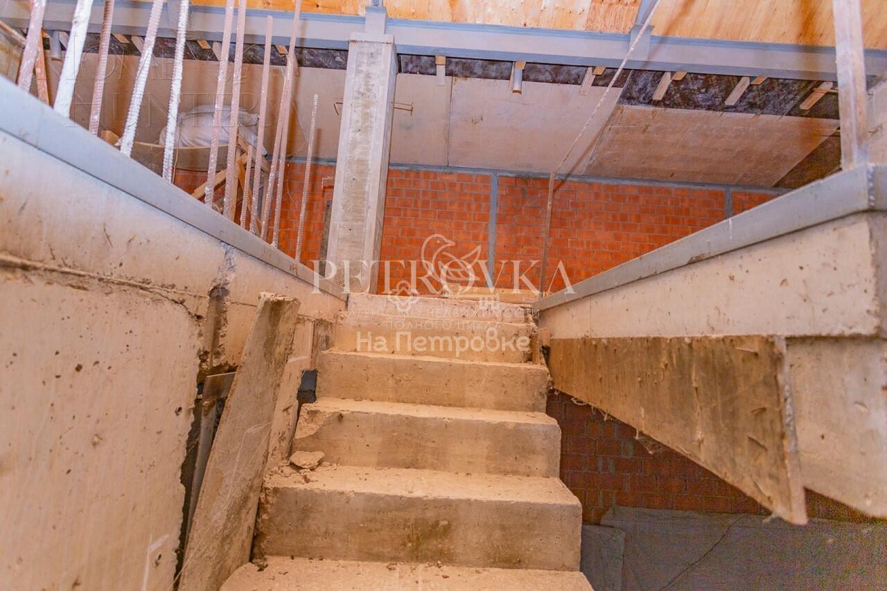 1-этажный коттедж 1 500 м² без отделки
