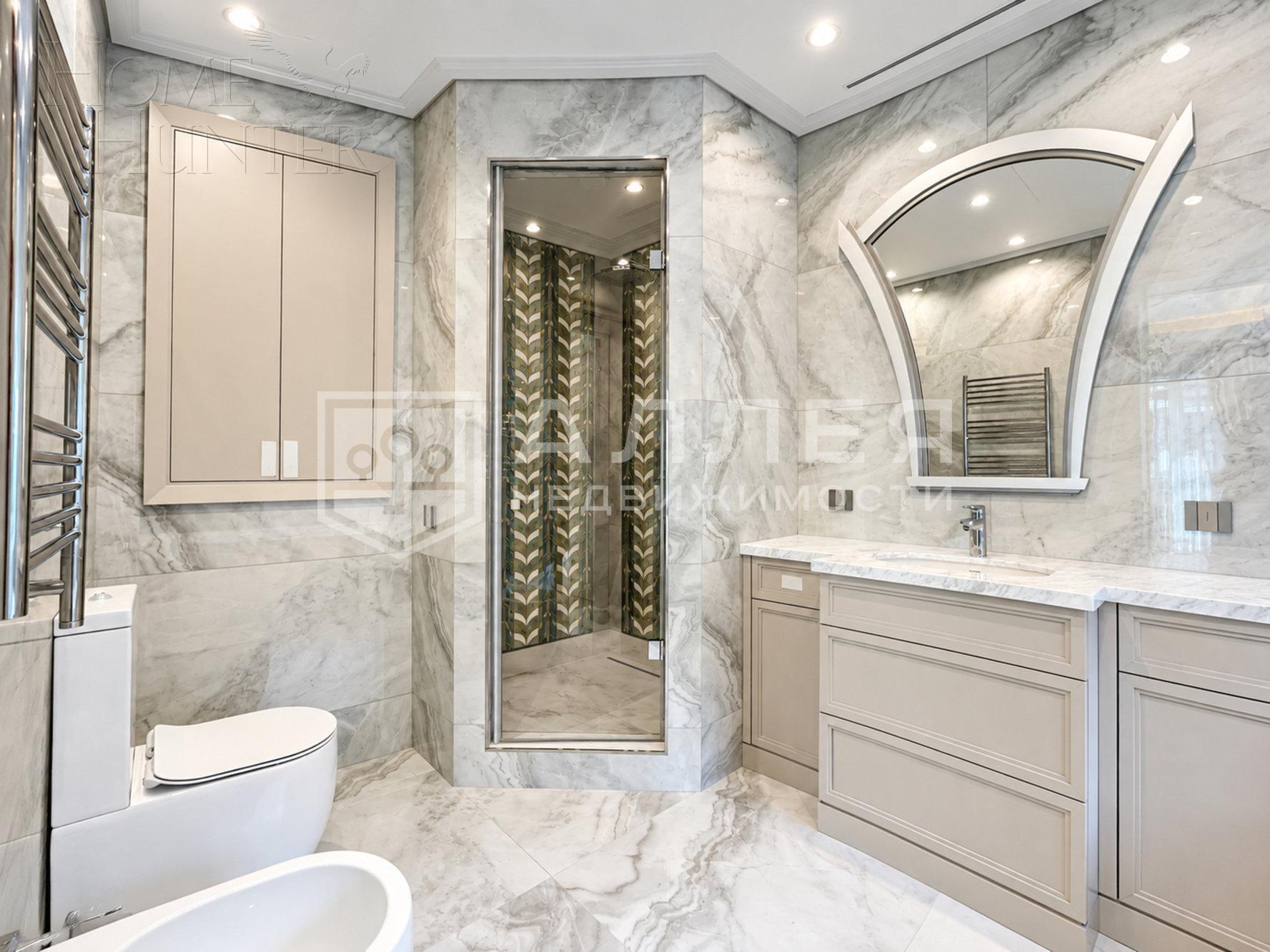 2-этажный коттедж 440 м² с отделкой
