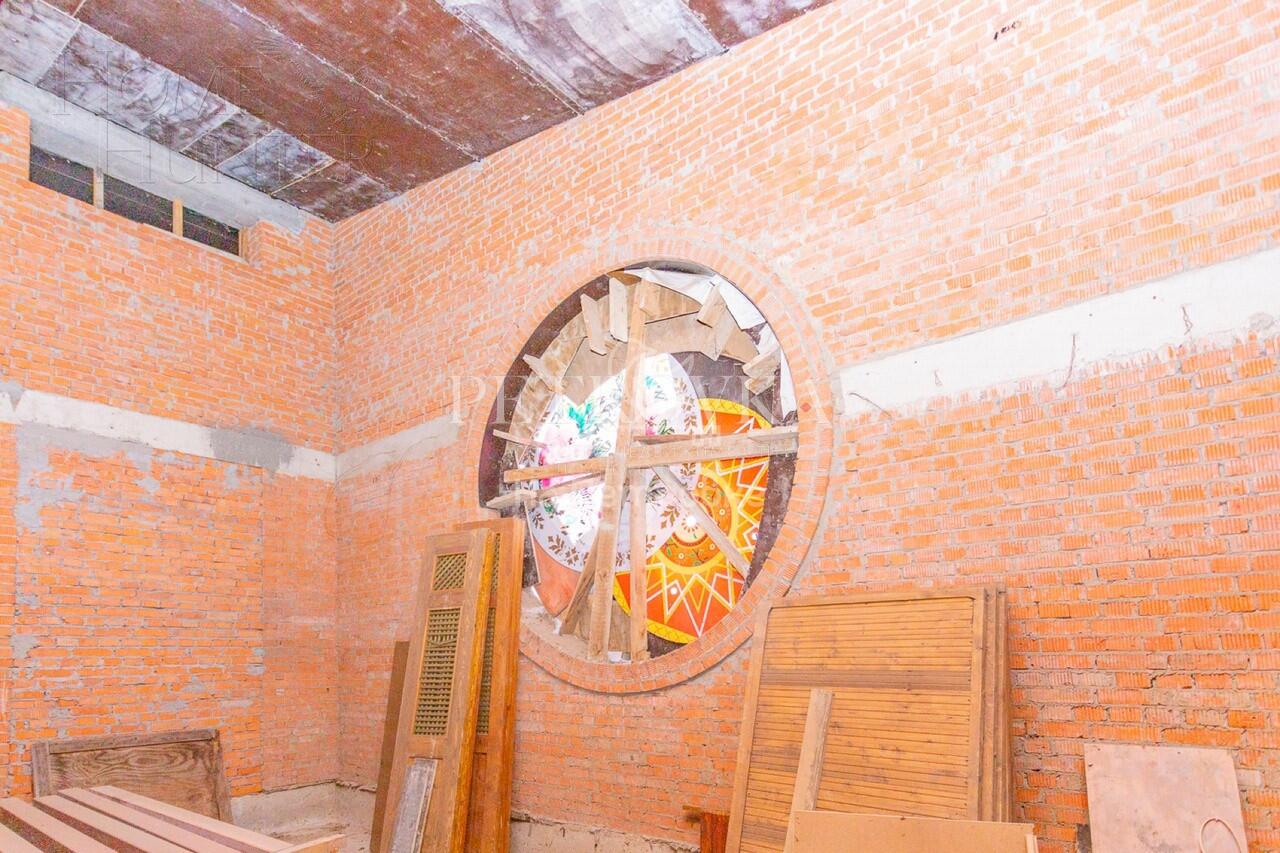 1-этажный коттедж 1 500 м² без отделки