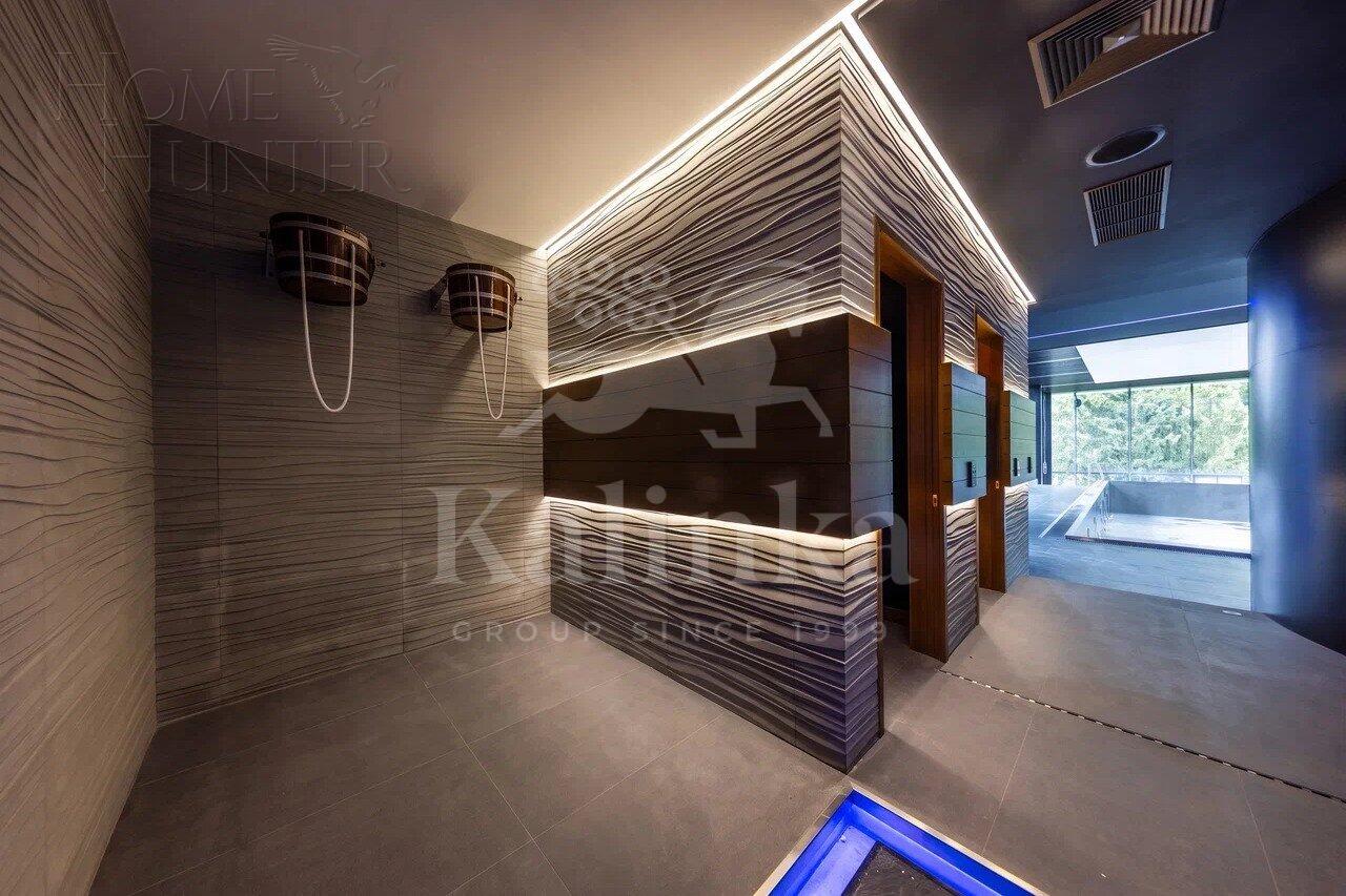 3-этажный коттедж 5 000 м² с отделкой