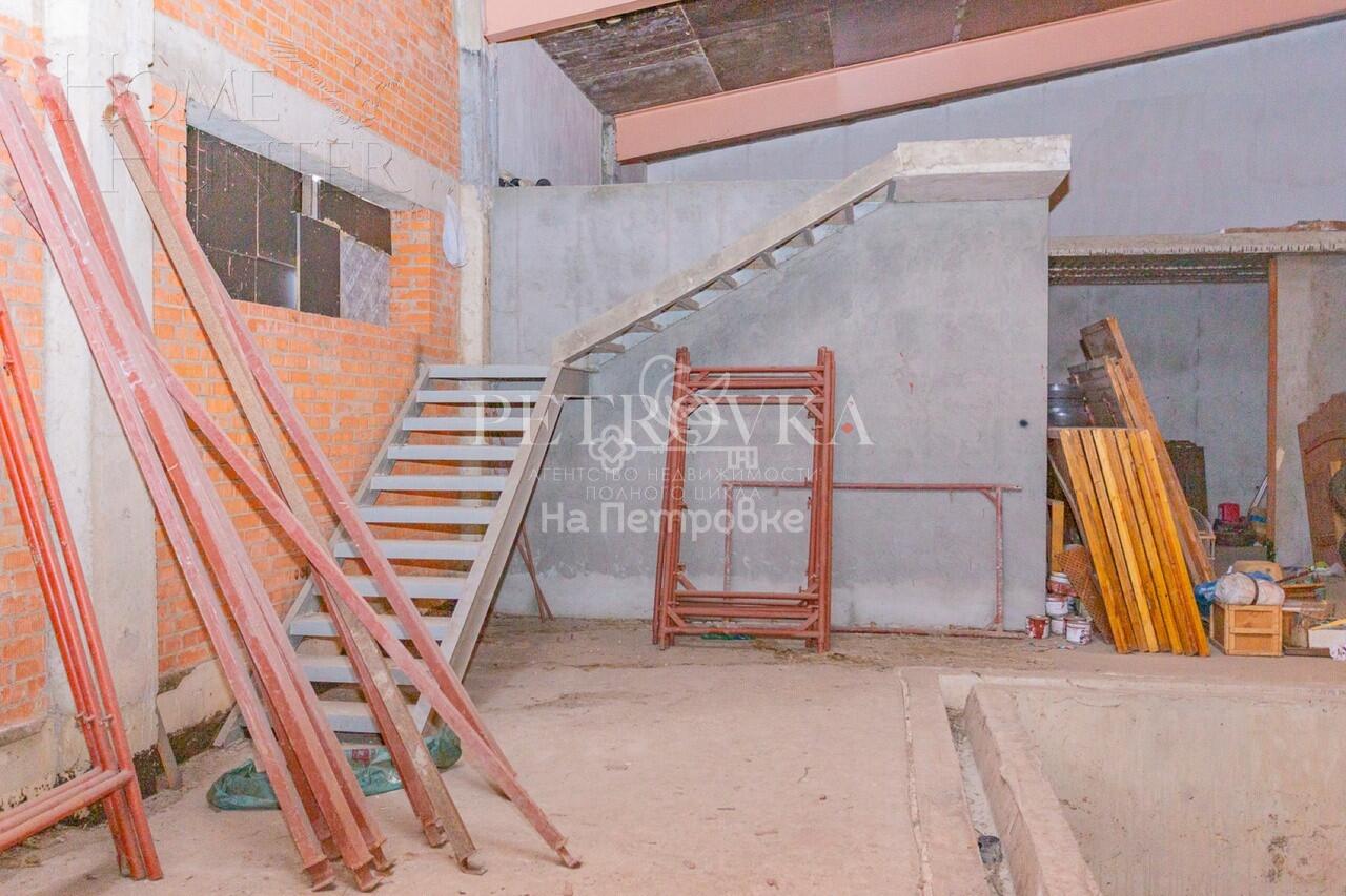 1-этажный коттедж 1 500 м² без отделки