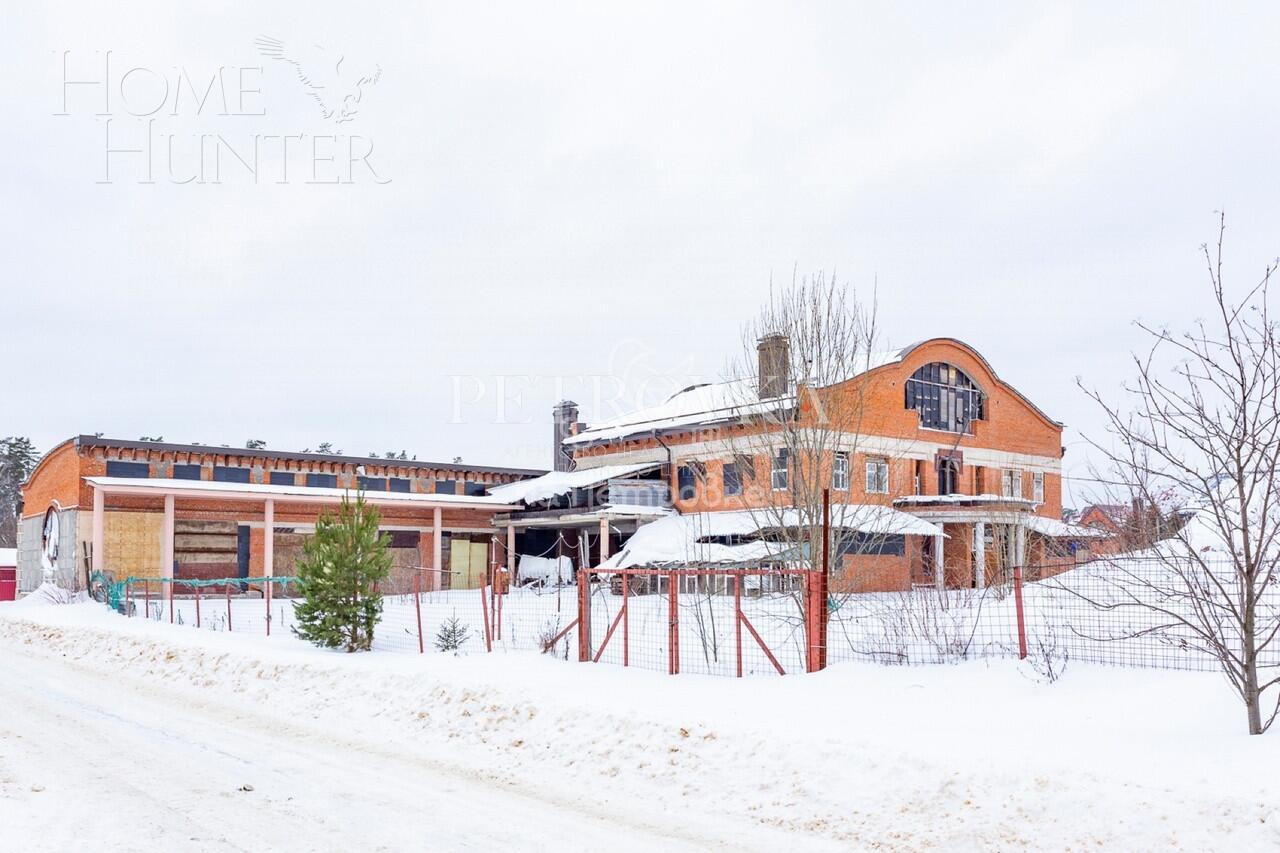 1-этажный коттедж 1 500 м² без отделки