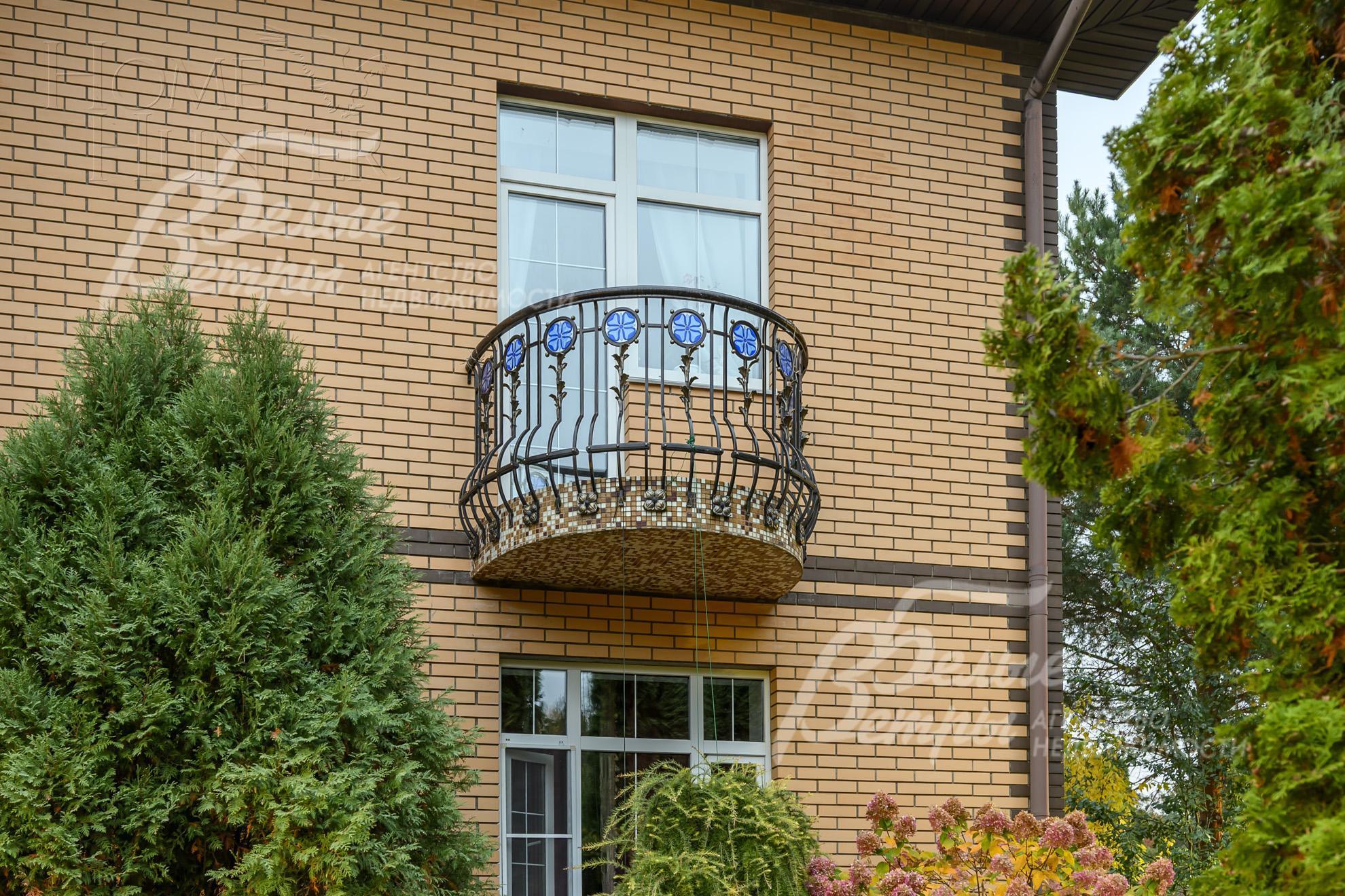 3-этажный коттедж 750 м² с отделкой