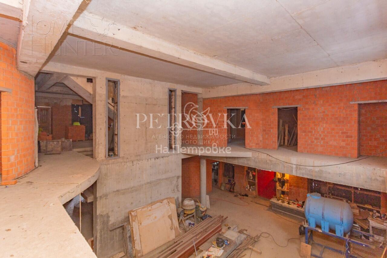 1-этажный коттедж 1 500 м² без отделки