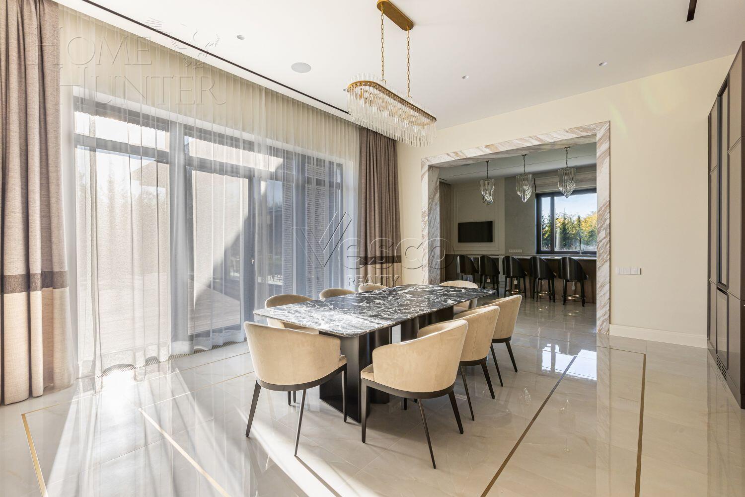 2-этажный коттедж 1 700 м² с отделкой