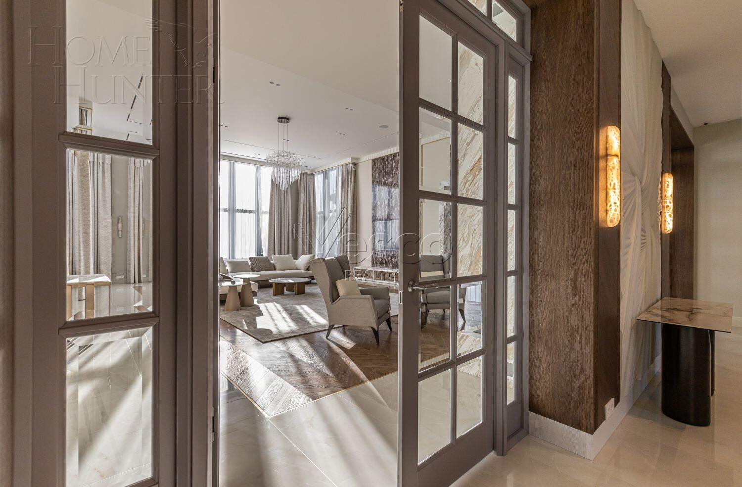 2-этажный коттедж 1 700 м² с отделкой