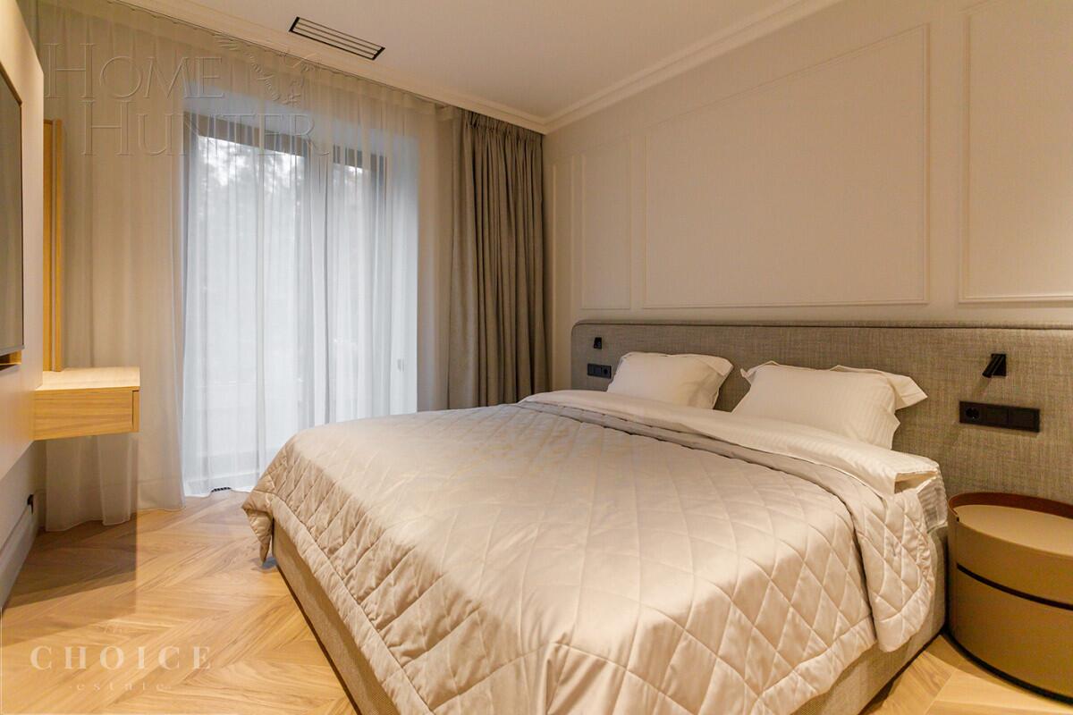 3-этажный коттедж 1 150 м² с отделкой
