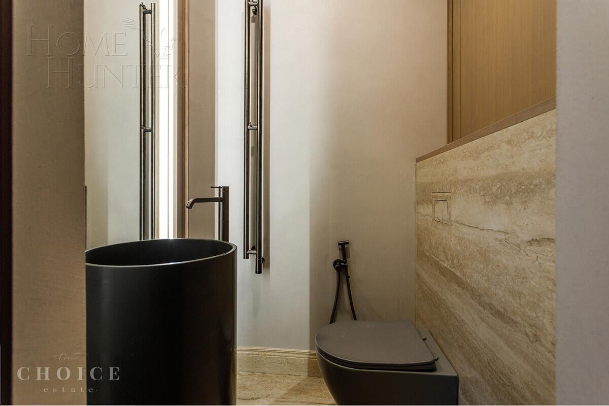 3-этажный коттедж 1 150 м² с отделкой