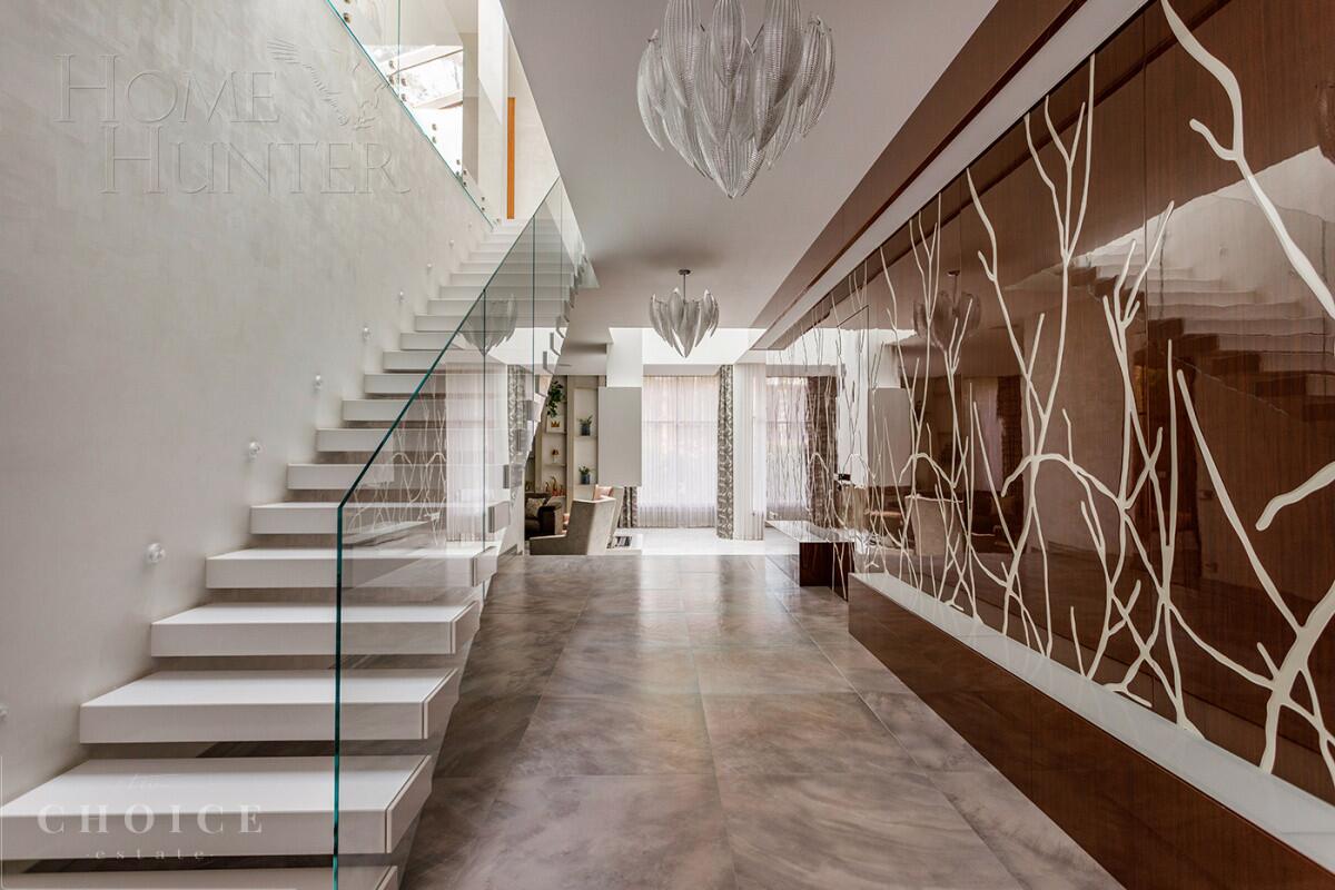 2-этажный таунхаус 450 м² с отделкой