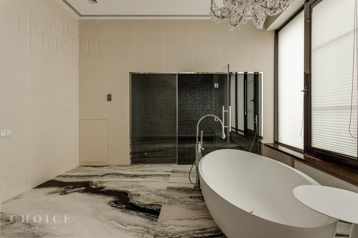 2-этажный таунхаус 450 м² с отделкой