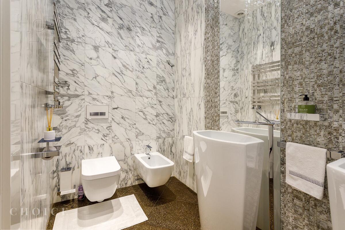 2-этажный таунхаус 450 м² с отделкой