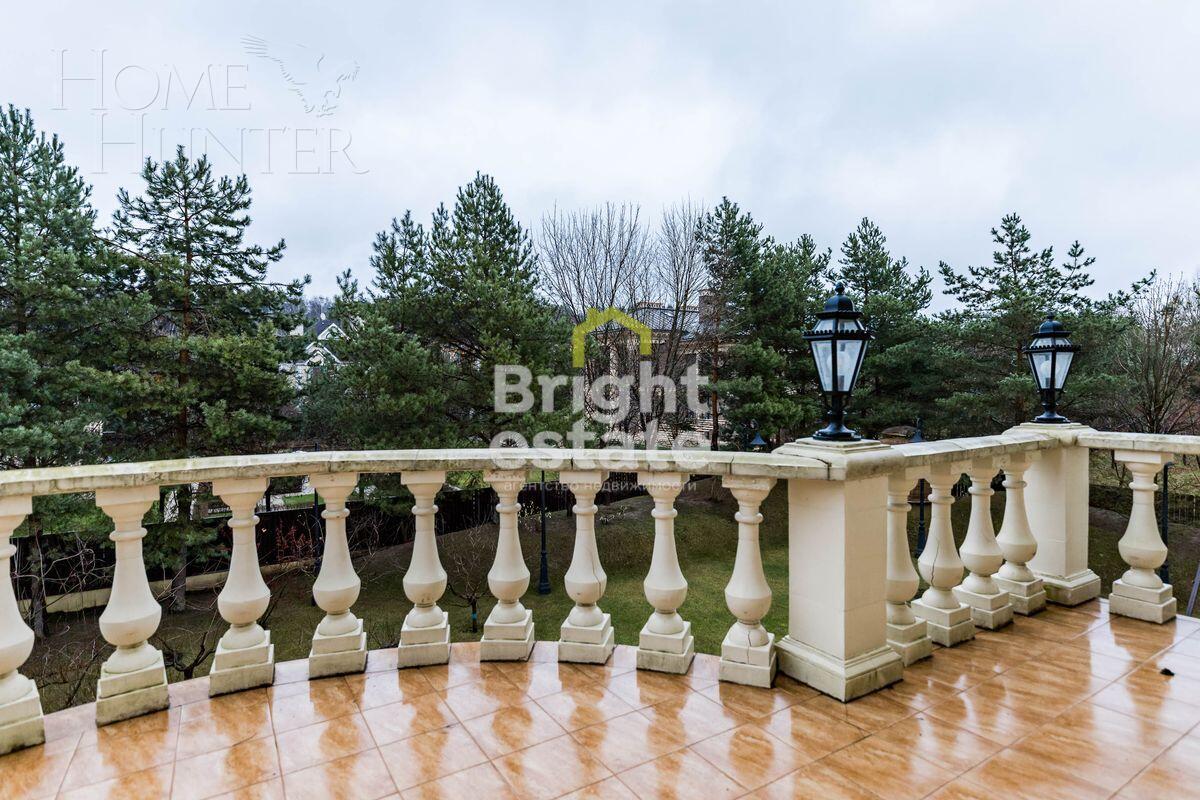 3-этажный коттедж 1 250 м² с отделкой