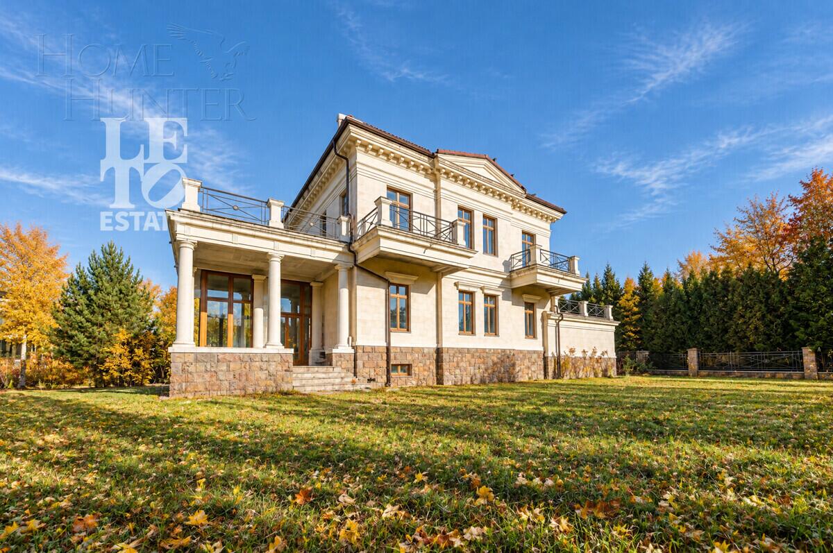 1-этажный коттедж 560 м² без отделки