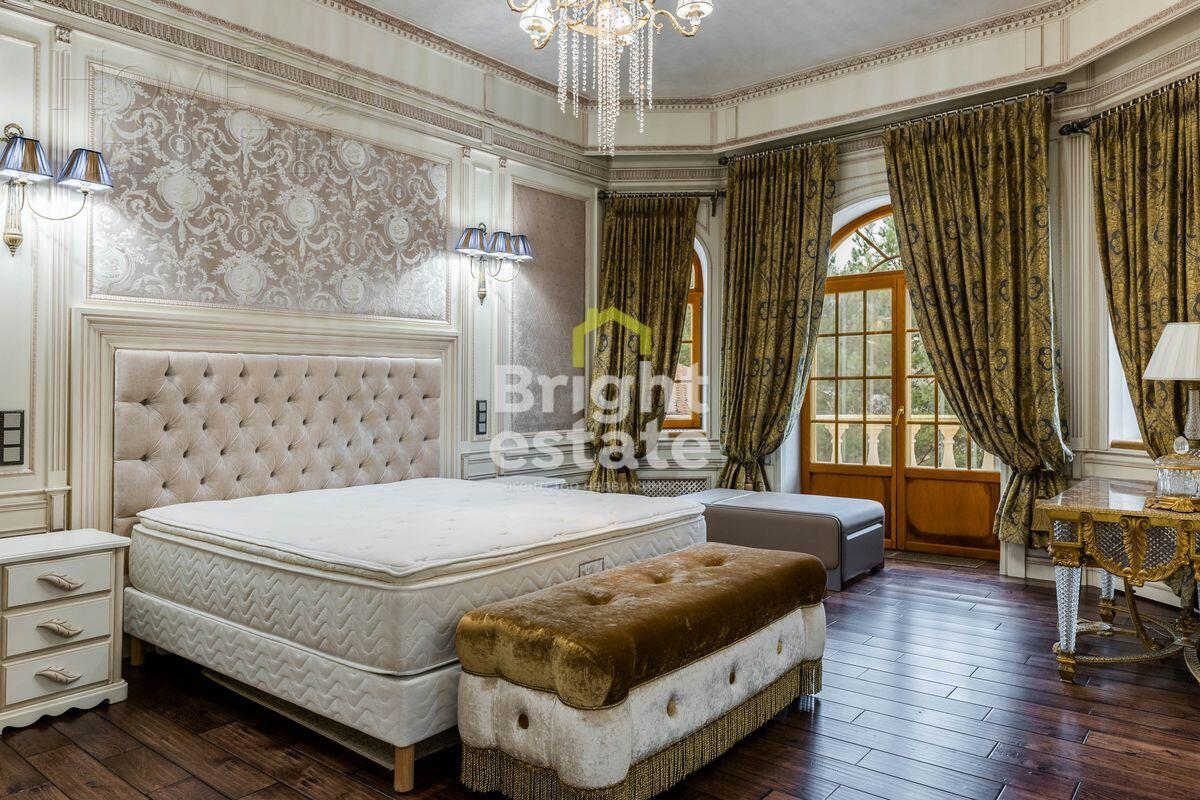 3-этажный коттедж 1 250 м² с отделкой
