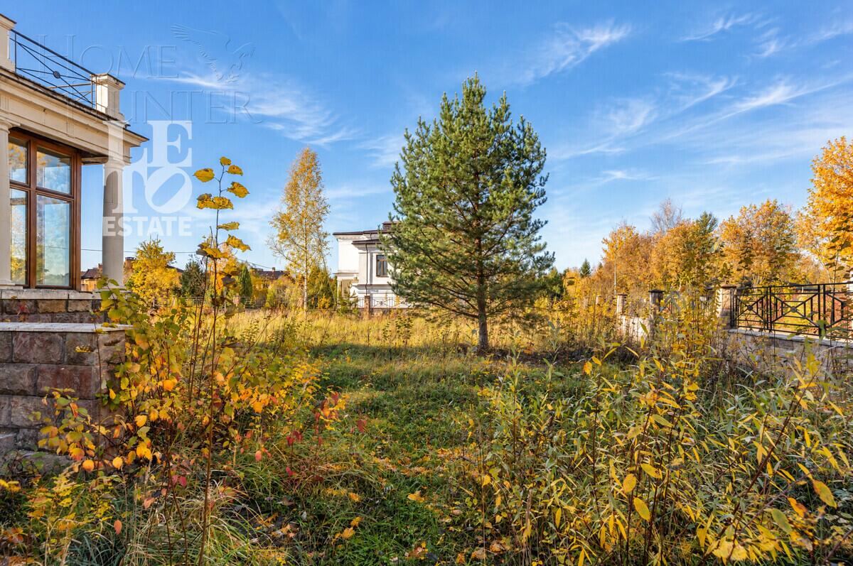 1-этажный коттедж 560 м² без отделки